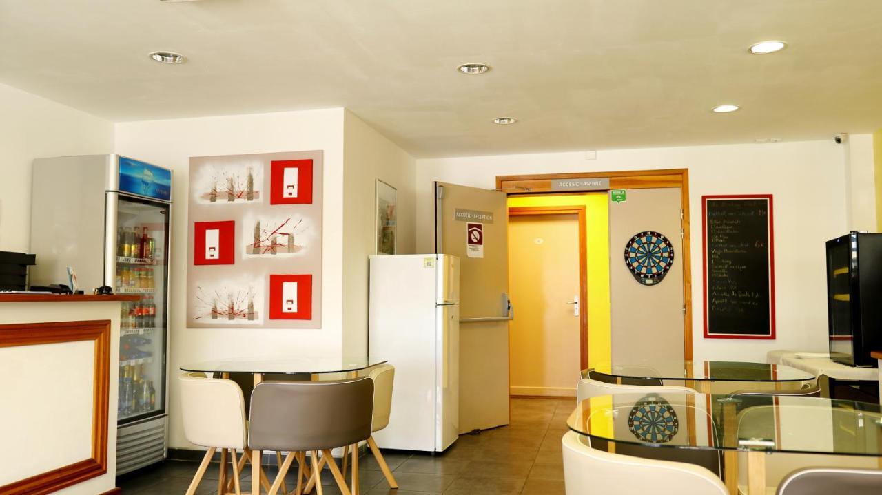 Lindsey Hôtel Saint Pierre Buitenkant foto