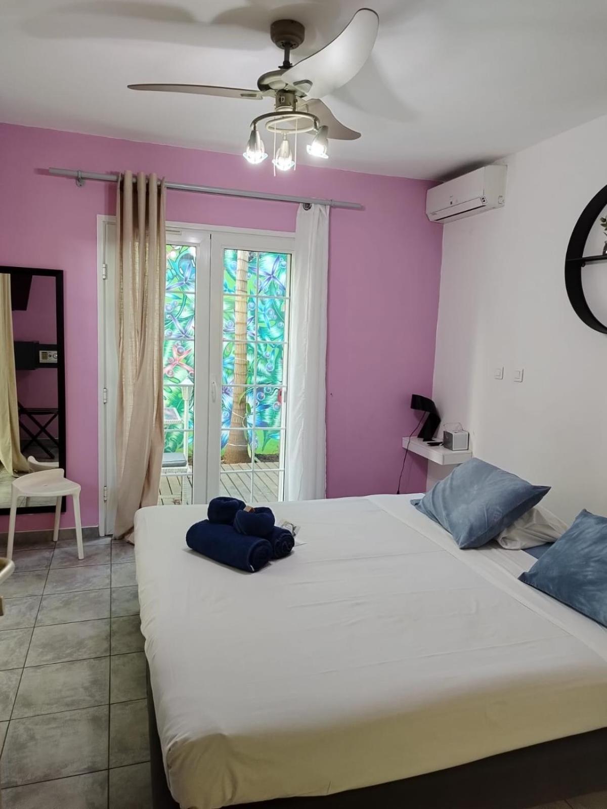 Lindsey Hôtel Saint Pierre Buitenkant foto