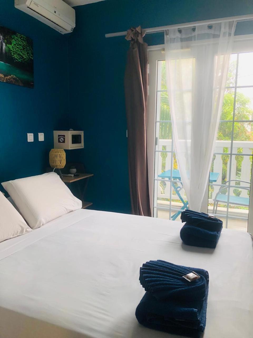 Lindsey Hôtel Saint Pierre Buitenkant foto